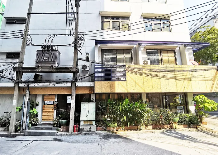 Foresttel.bkk Hostel