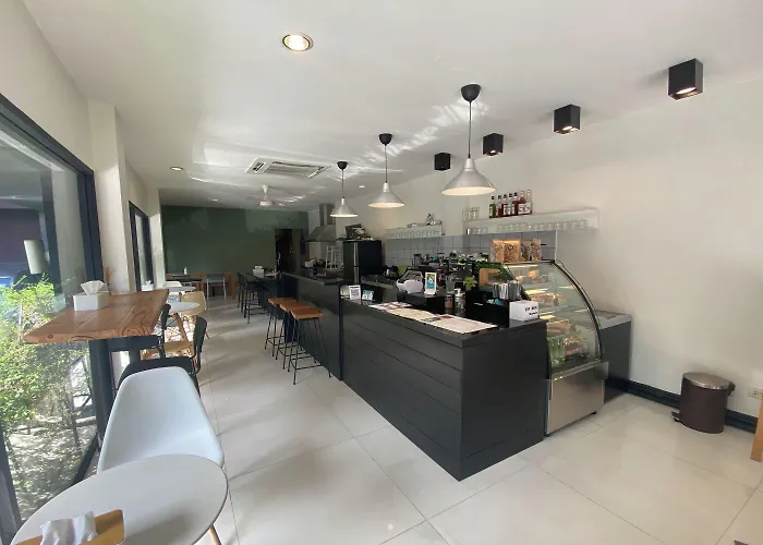 بيت شباب Foresttel.bkk
